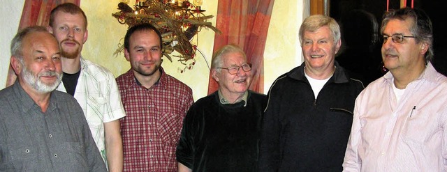 Helmut Mond (Kassierer), Markus Nothst...1.Vorstand), Hans Maier (2.Vorstand).   | Foto: Paul  Berger