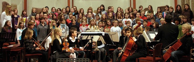 Unterstufenchor und Unterstufenorchester des Goethe-Gymnasiums  | Foto: Hans Jrgen Kugler