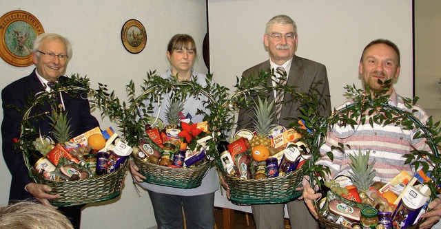 Bewhrte Spitze des Schtzenvereins: R... Winfried Hall (20 Jahre Sportleiter)   | Foto: Christa Maier