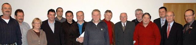 Vertreter von sechs Vereinen in Murg  ...per und Brgermeister Adrian Schmidle   | Foto: Brigitte Chymo