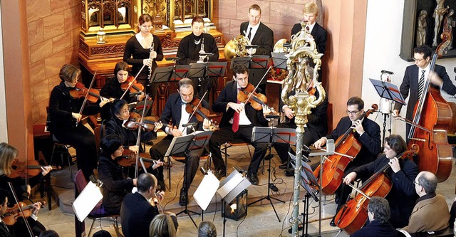 Eine musikalische Wohltat: Die Konzert...Karl Rubi im St. Andreas -Kirchlein.    | Foto: Peter Heck