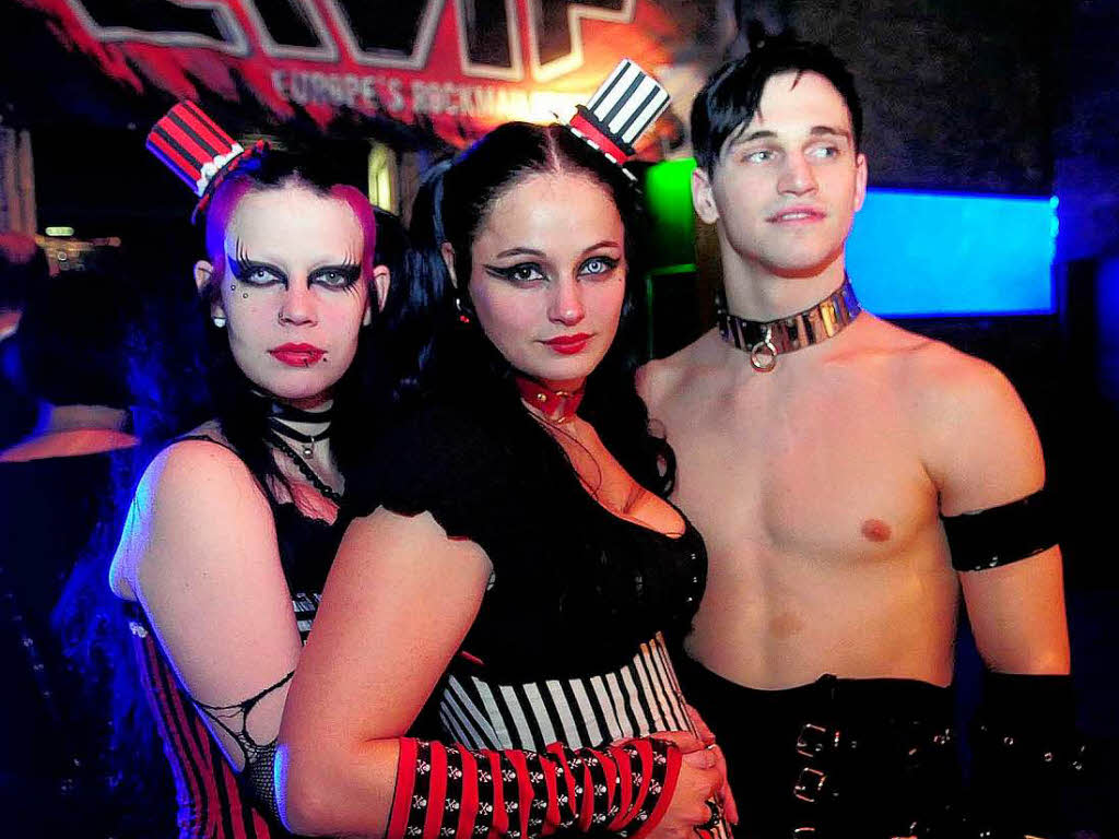 32. Dark Dance Treffen im Universal DOG in Lahr 32. Dark Dance Treffen im Universal DOG in Lahr