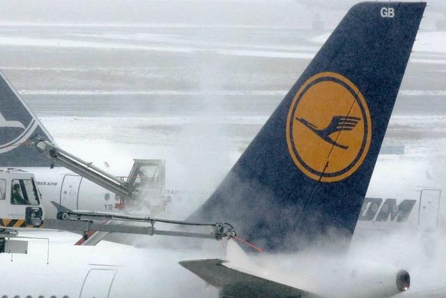 Winterwetter lähmt den Flugbetrieb in Frankfurt
