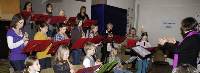 Das Bahlinger Fltenensemble bot ein a...22;kleines Weihnachtskonzert&#8220; .   | Foto: Alfred Peter