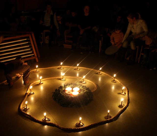 Eine Spirale aus Kerzen   | Foto: Privat