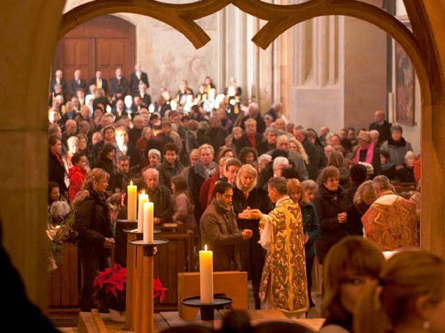 Zahlreiche Glubige nahmen im Breisach... an den Weihnachtsgottesdiensten teil.  | Foto: Martin Hau