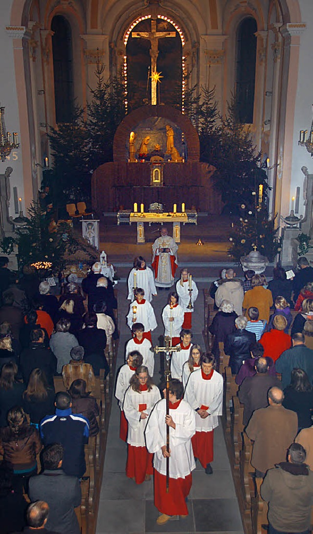 Bruder Tobias zelebrierte die Christmette in der Stadtkirche.  | Foto: Jutta Binner-Schwarz