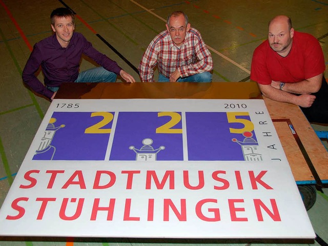 Das 225-jhrige Jubilum im Visier: Di...ahler und Harald Kaufmann (von links).  | Foto: Jutta Binner-Schwarz