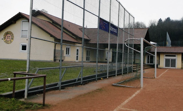 Beim Fuballverein in Sulz ist viel gebaut worden, weitere Projekte stehen an.   | Foto: Heidi Fssel