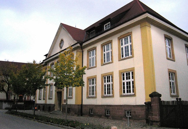 Die alte Grundschule soll das neue Domizil der Wyhler Gemeindeverwaltung werden.  | Foto: Michael haberer