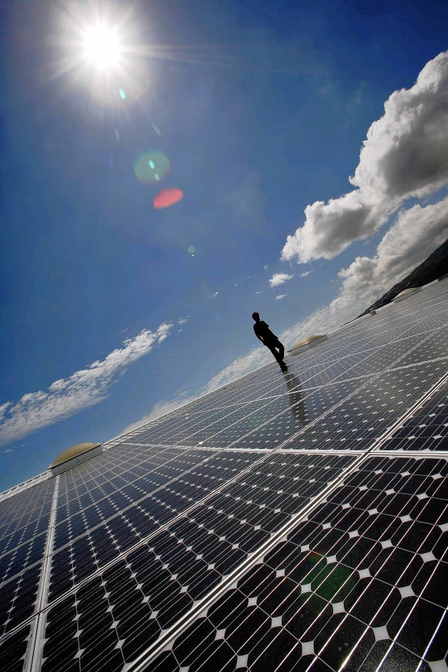 Die Vergtung fr Solarstrom aus so gr... den Strom aus der Steckdose zahlen.    | Foto: AFP