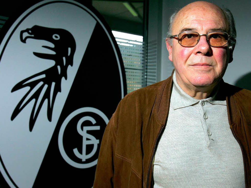 1. November: Schock fr den SC Freiburg. Achim Stocker, Prsident des Sportclubs, stirbt im Alter von 74 Jahren an den Folgen eines Herzinfarktes. Das  Wohl des Fuballvereins stand fr ihn stets im Vordergrund.
