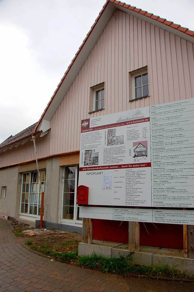 Das erste genossenschaftliche Gasthaus Deutschlands: Blick ins Bolando in Bollschweil und Fotos der Mitmacher.