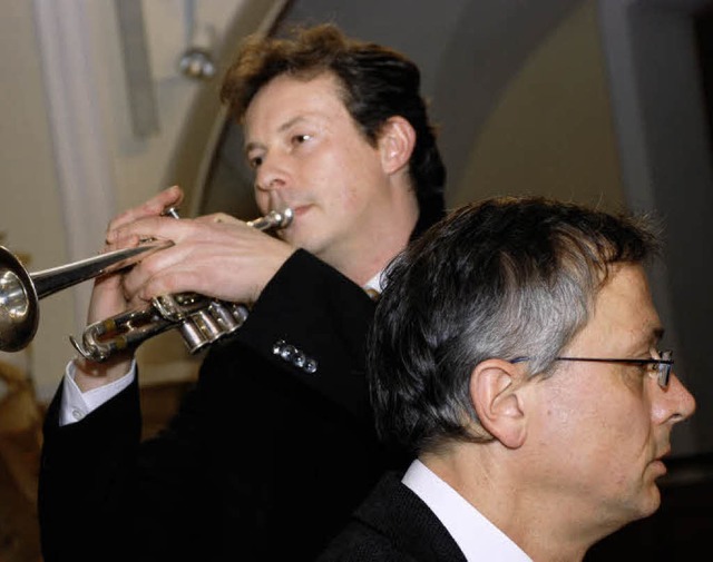 Holger Bronner (Trompete) und Matthias Degott (Orgel)  | Foto: siefke