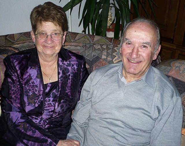 Sind seit 50 Jahren verheiratet: Emma und Melchior Eckerle.   | Foto: franz Hilger