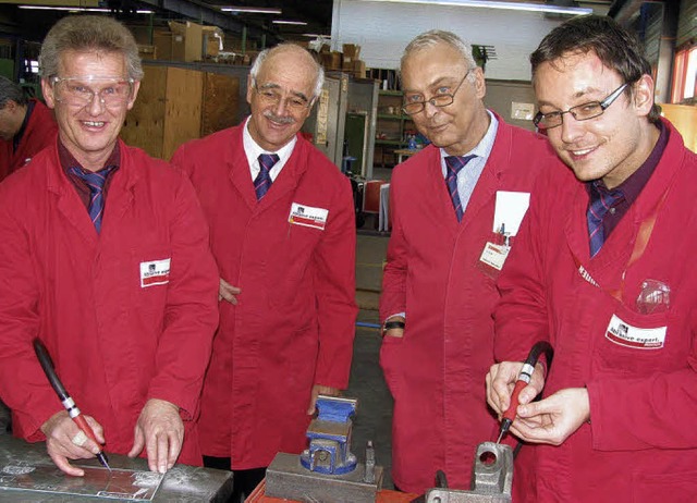 Die Firma Suhner schult in dieser Woch...Streutker und Klaus Ertl (von links).   | Foto: Michael Gottstein