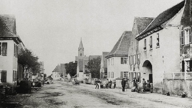 Blick in die St.-Michael-Strae in Tun...20; stattliche Hfe bewirtschafteten.   | Foto: Archiv