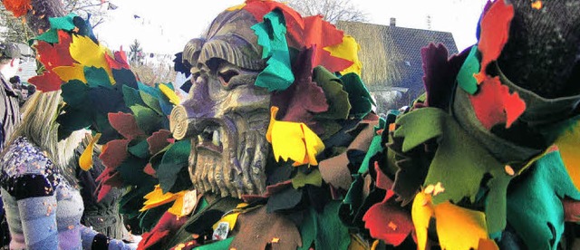 Wenn in Eschbach die Narren los sind, ...verfolgen Tausende das bunte Treiben.   | Foto: Ingeborg Crziwa