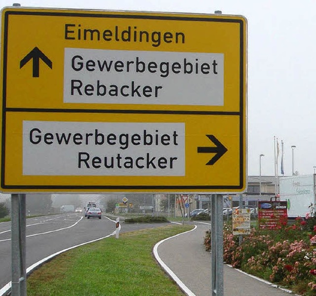 1995  gestartet, ist das Eimeldinger Gewerbegebiet Reutacker  jetzt komplett.   | Foto: Langelott