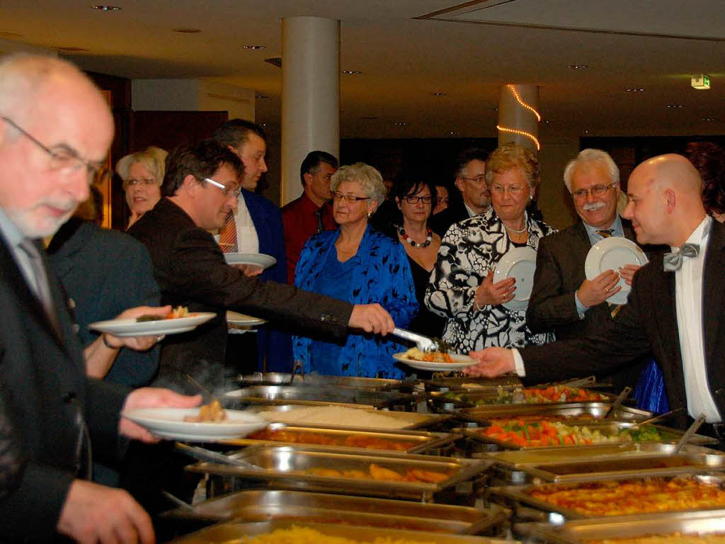 Die schönsten Bilder von der Neujahrsgala 2010 im Bad Säckinger Kursaal. Die schönsten Bilder von der Neujahrsgala 2010 im Bad Säckinger Kursaal.
