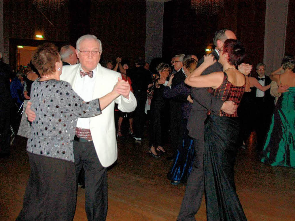 Die schönsten Bilder von der Neujahrsgala 2010 im Bad Säckinger Kursaal. Die schönsten Bilder von der Neujahrsgala 2010 im Bad Säckinger Kursaal.