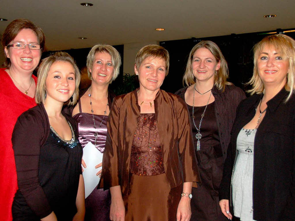 Die schönsten Bilder von der Neujahrsgala 2010 im Bad Säckinger Kursaal. Die schönsten Bilder von der Neujahrsgala 2010 im Bad Säckinger Kursaal.