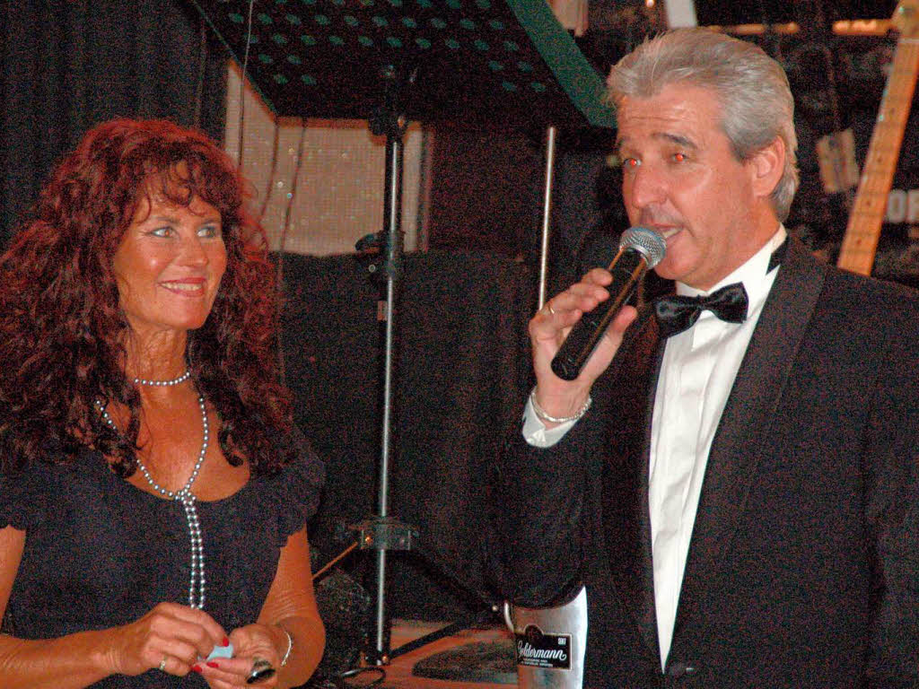 Die schönsten Bilder von der Neujahrsgala 2010 im Bad Säckinger Kursaal. Die schönsten Bilder von der Neujahrsgala 2010 im Bad Säckinger Kursaal.