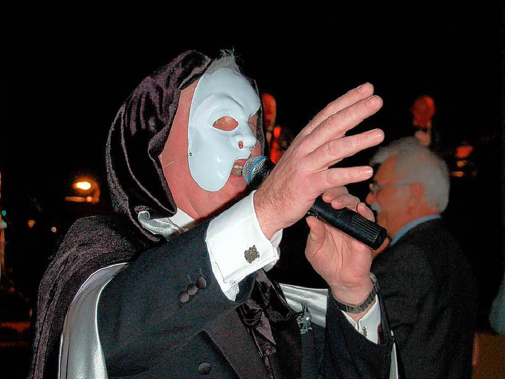Die schönsten Bilder von der Neujahrsgala 2010 im Bad Säckinger Kursaal. Die schönsten Bilder von der Neujahrsgala 2010 im Bad Säckinger Kursaal.