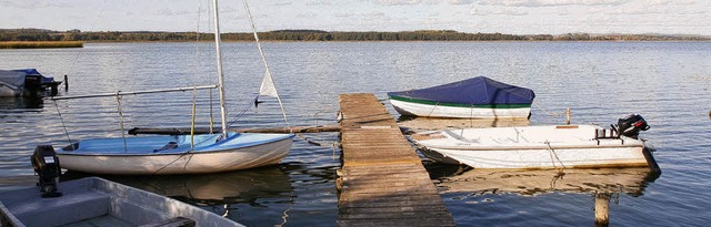 Warum bezahlen, das Gewsser war doch ...alchiner See in Mecklenburg-Vorpommern  | Foto: IMAGO