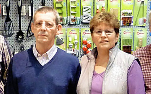 Eduard Hahn und  Ursula Schaub wurden geehrt.    | Foto: Firma