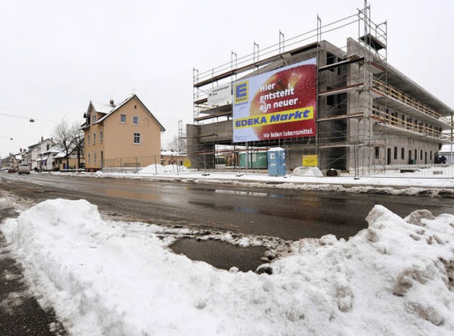 Der Rohbau fr den neuen St. Georgener Edekamarkt steht bereits.   | Foto: Ingo Schneider