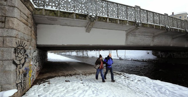 Barrierefrei unter der Oberaubrcke hi...gngerfreundliche Projekte umgesetzt.  | Foto: ingo schneider