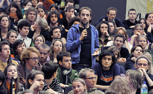 Freiburger Studenten bei einer Veranst...napp 17 Prozent aller Studenten Bafg.  | Foto: bamberger