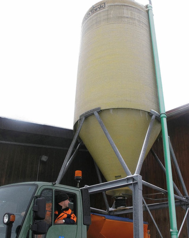 Das Salzsilo in Grafenhausen ist quasi...mit der nchsten Streusalz-Lieferung.   | Foto: Wilfried Dieckmann