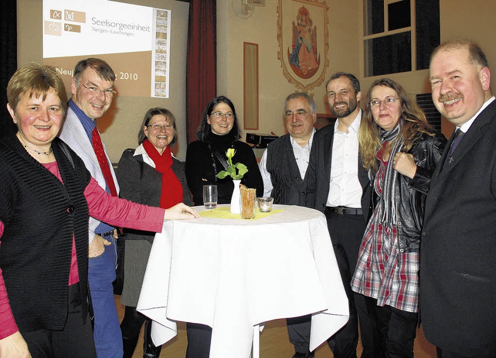 Waldshuter und Tiengener beschnuppern sich WaldshutTiengen