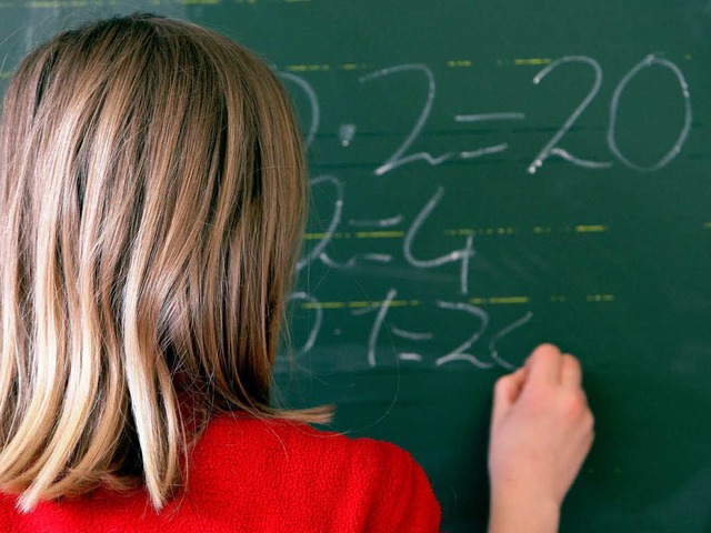 Mathematik in der Schule muss keine Qual sein, meint Katja Maa.  | Foto: dpa