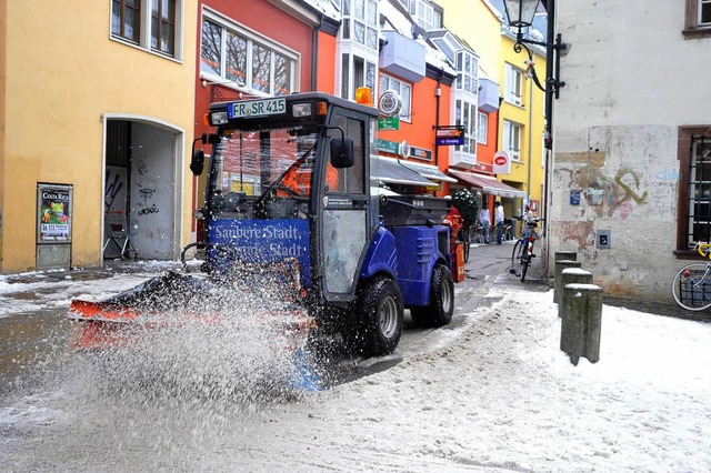 Rutschig-matschige Angelegenheit:  Winter auf Freiburgs Straen.  | Foto: Thomas Kunz