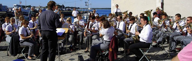 Auch in der Partnerstadt Le Croisic sp... und Feuerwehrmusik voriges Jahr auf.   | Foto: BZ