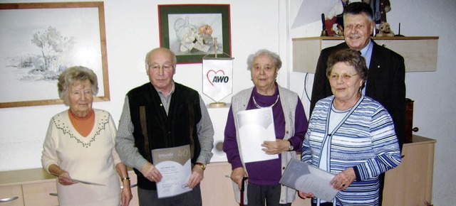 Beim Neujahrsempfang der AWO Waldkirch...Charlotte Hnisch (vorn, von rechts).   | Foto: Wolfgang Meyer