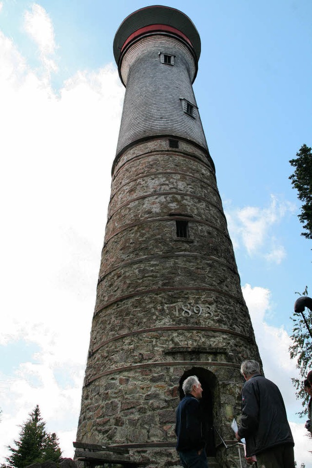 Die Innensanierung des Hohe-Mhr-Turms... des Schopfheimer Schwarzwaldvereins.   | Foto: Jung-Knoblich