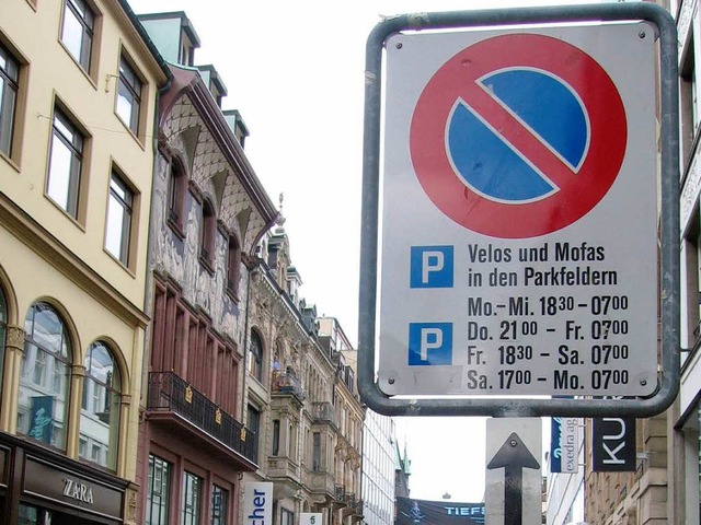 Die Regeln frs Parken in Basel sollen sich ndern.  | Foto: Andrea Drescher