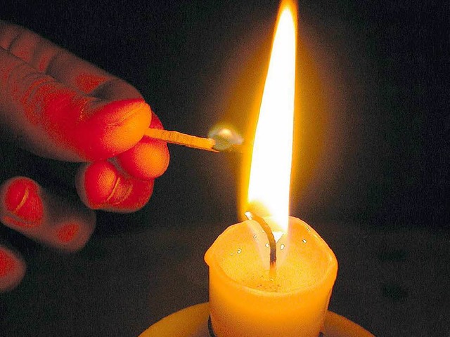 Stromausfall in der Nacht &#8211; dann...Renaissance der Kerze in vollem Gange.  | Foto: Petra Littner