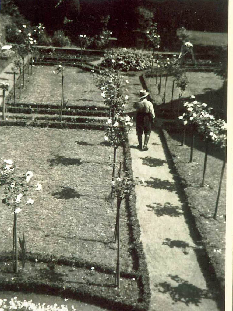 Herrschaftlich: 1941 war der Garten noch ein richtiger Park.