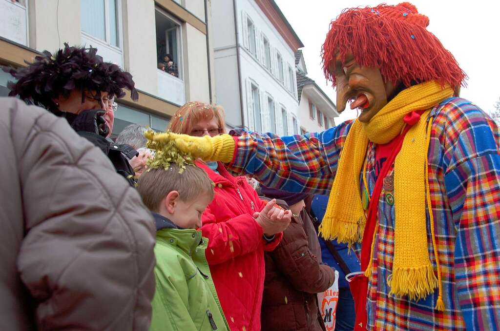 Hexen, Fchse und manch andere seltsame Gestalten machten am Sonntag beim groen Umzug Schopfheims Straen unsicher.