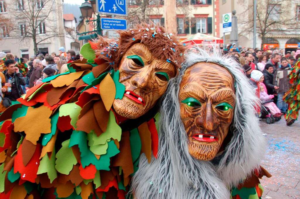 Hexen, Fchse und manch andere seltsame Gestalten machten am Sonntag beim groen Umzug Schopfheims Straen unsicher.