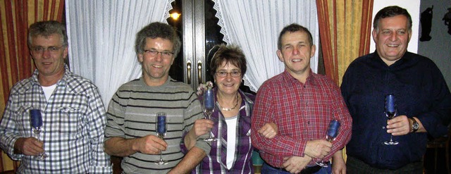 Geehrt: Klaus Albrecht, Karin Schill, Erwin und Paul Schmieder   | Foto: hhr