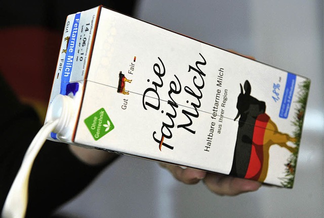 &#8222;Die faire Milch&#8220; soll auc...nzelhandelsgeschften zu kaufen sein.   | Foto: dpa
