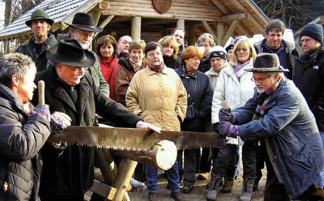 Keine Holzversteigerung ohne Wettsgen  | Foto: Paul Schleer