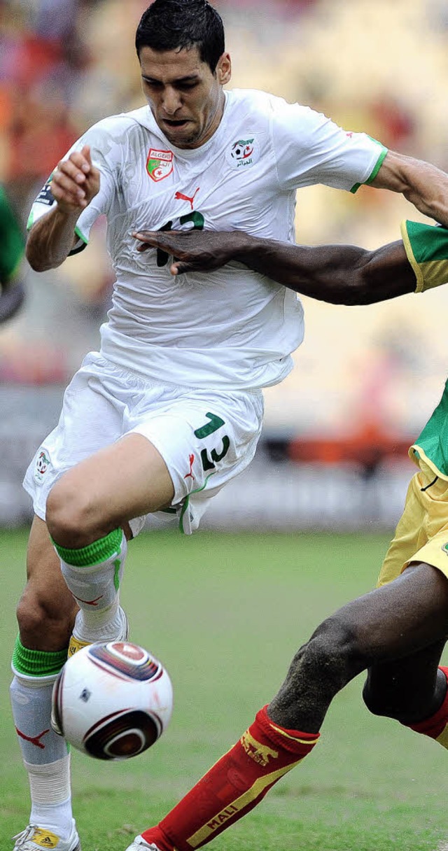 Der ehemalige Freiburger Karim Matmour ist fr Algerien im Halbfinale dabei.  | Foto: afp