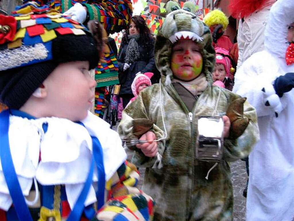 Bunt und laut war’s bei der Kindertschttermusik